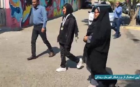 آیین استقبال از ورزشکار قهرمان رودانی