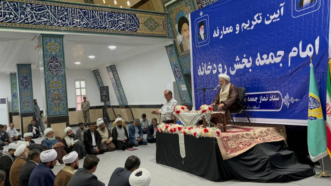 نمازجمعه، رسانهای برای مقابله با جنگ ترکیبی دشمن