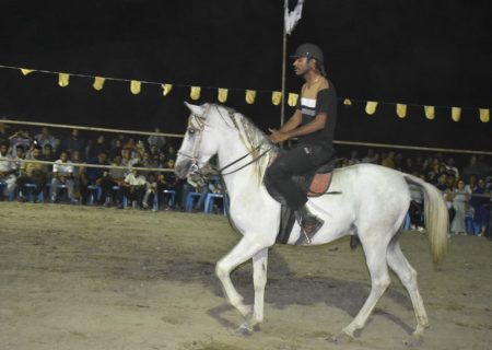 برگزاری اولین همایش اسب سواری و دستگردان در رودان