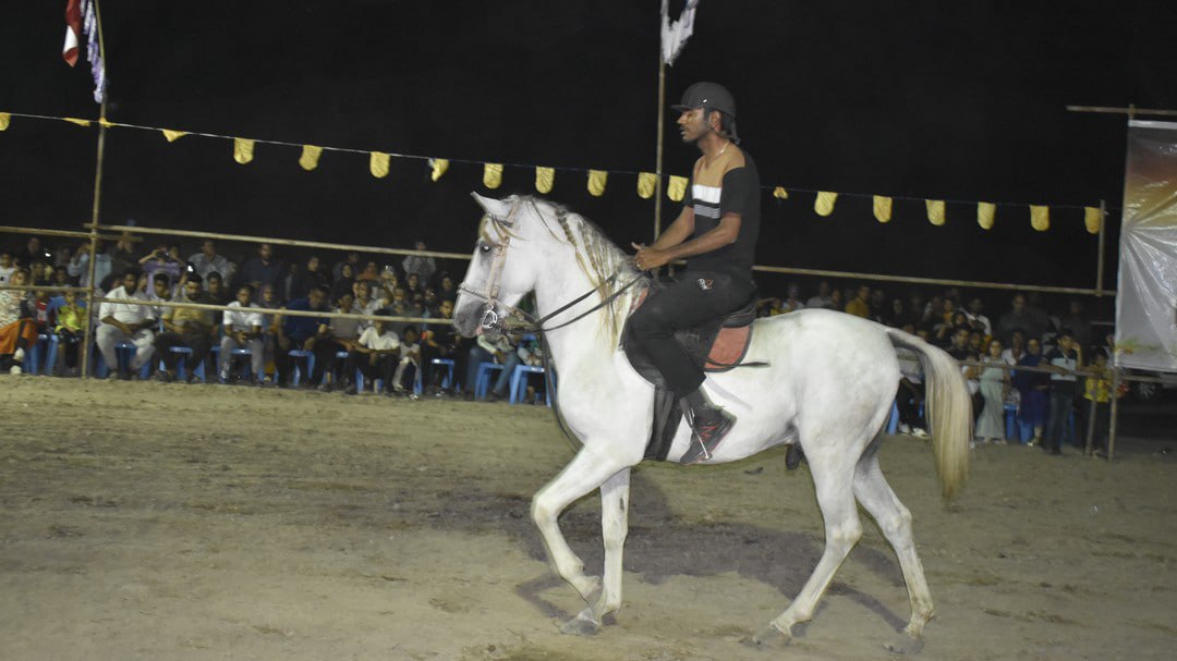 برگزاری اولین همایش اسب سواری و دستگردان در رودان