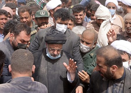 شهدای خدمت نماد وفاداری به وطن هستند