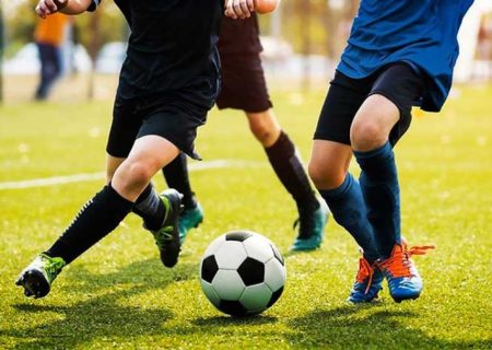 مسابقات فوتبال محلات در رودان برگزار می‌شود