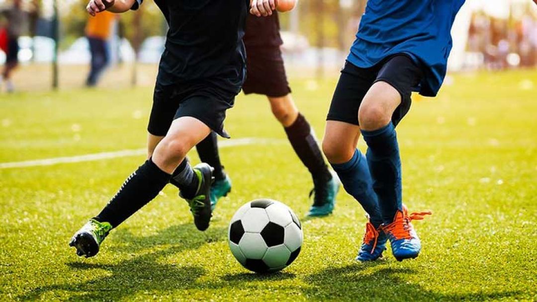 مسابقات فوتبال محلات در رودان برگزار میشود