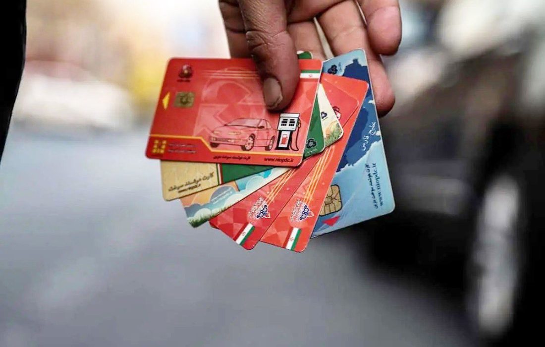 کشف ۱۷ عدد کارت سوخت در جایگاه سوخت رودان