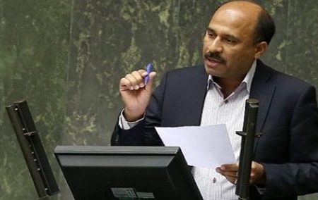 مبارزه با قاچاق کالا و ارز و سوخت باید جامع و کامل باشد