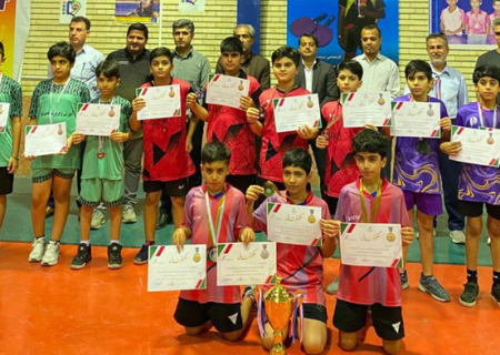 مسابقات استانی تنیس روی میز دانش‌آموزان ابتدایی در رودان برگزار شد