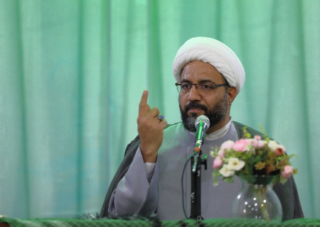 وحدت و بصیرت سلاح مقابله با جنگ ترکیبی دشمن است