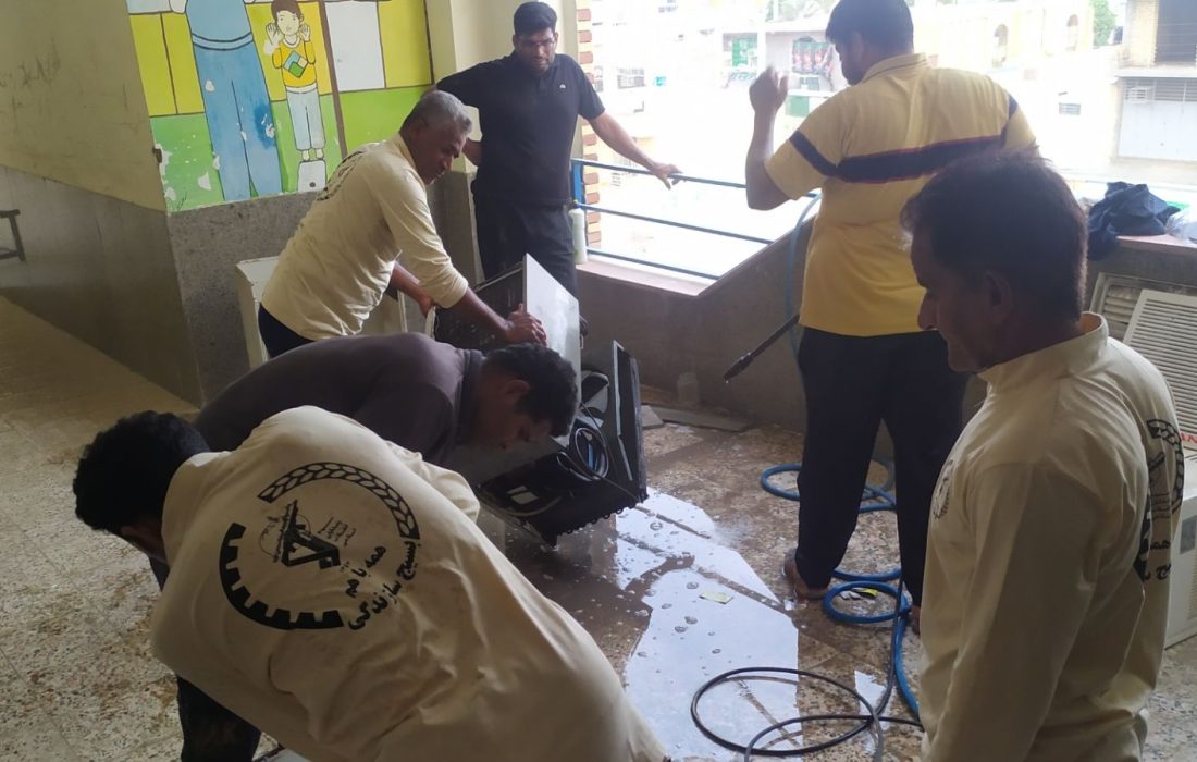 جهادگران رودانی مدارس را برای استقبال از دانش‌آموزان آماده کردند