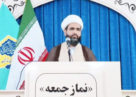 عزت و کرامت ملت در گرو قوی شدن و اتکا به خود است