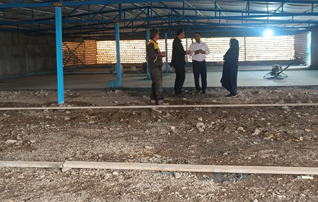 بازدید و بررسی روند احداث واحد مرغداری ۲۰ هزار قطعه‌ای در رودان