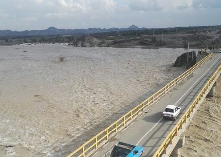 جغین رودان در آستانه فاجعه است/تعرض گسترده به حریم رودخانه جغین