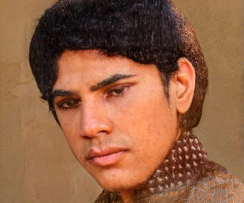 در برابر منافقین بایستید و اجازه ندهید اسلام عزیز تضعیف شود