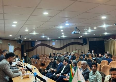 دو کشاورز رودانی عضو هیئت مدیره انجمن ملی گلخانه‌داران شدند