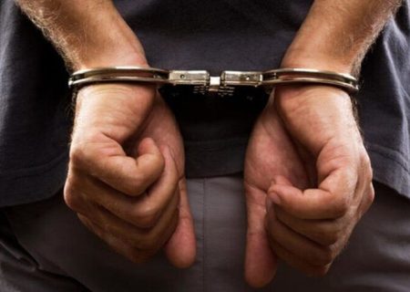 دستبد پلیس بر دستان دارندگان سلاح و مهمات غیرمجاز در هرمزگان