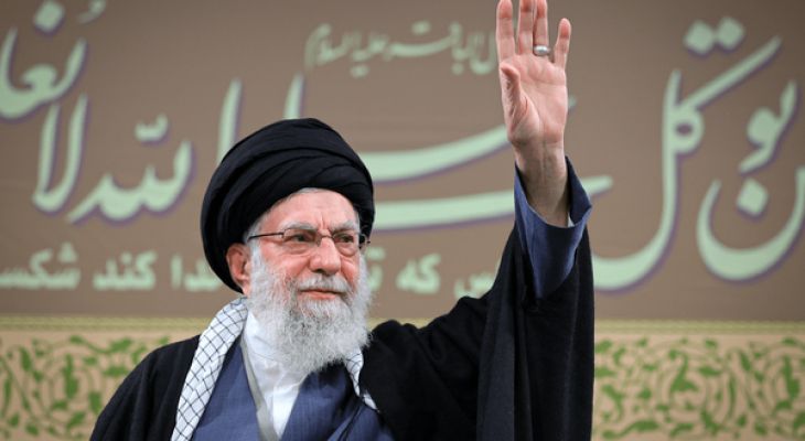 امام خامنه‌ای، پیشوای مسلمانان جهان به شهادت رسیدند