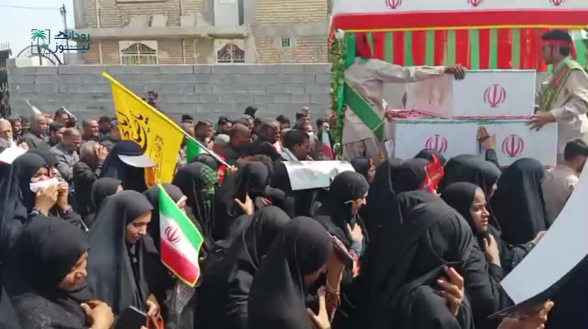 تشییع پیکر ۳ شهید جنگ رمضان در رودان
