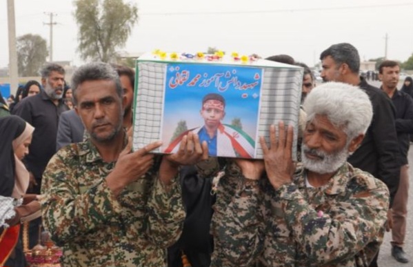 تشییع شهید دانشآموز «محمد لقمانی» در دهستان رودخانهبر رودان
