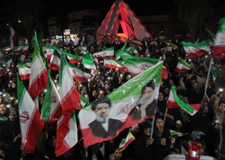 اجتماع بزرگ مدافعان ولایت با نوای حاج مهدی سلحشور در رودان برگزار می‌شود