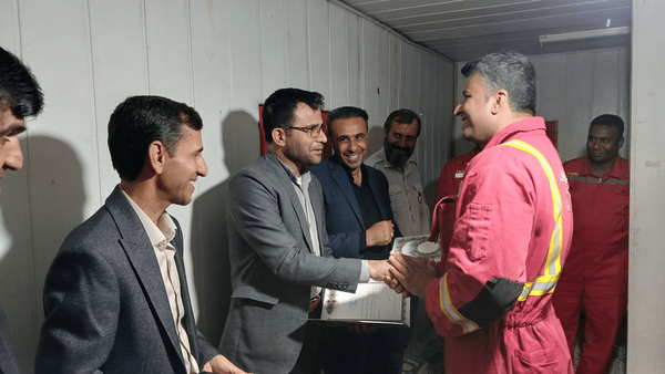 دادستان رودان در جمع آتش‌نشانان تجلیل از ایثارگران خاموش