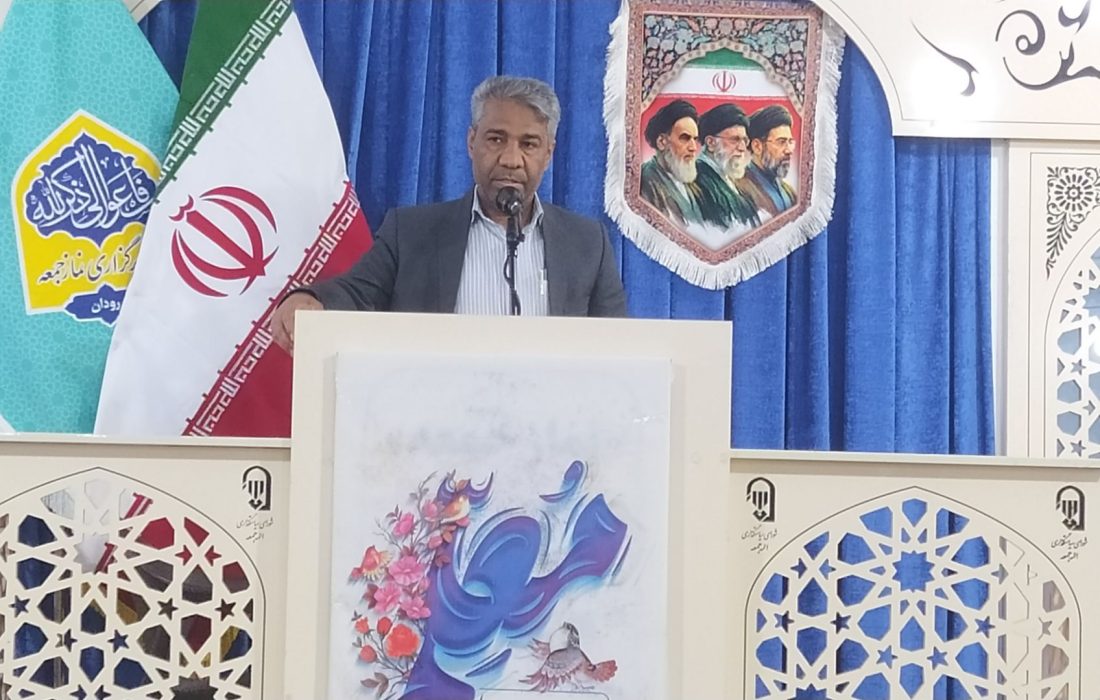 تلاشهای معلمان رودان در آموزش مجازی قابل ستایش است