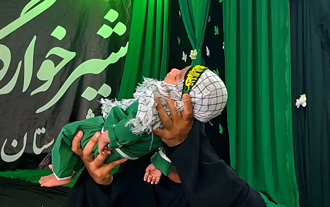 پیام عاشورا از گهواره‌ها؛ همایش شیرخوارگان حسینی در رودان برگزار شد