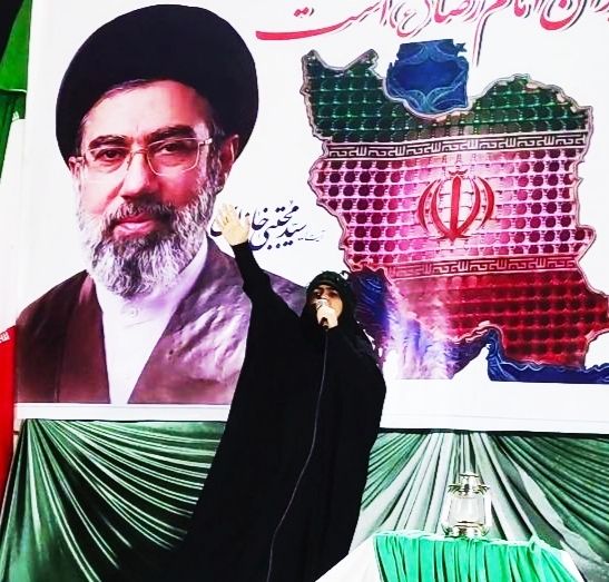 دختران میدان امام خمینی(ره) رودان