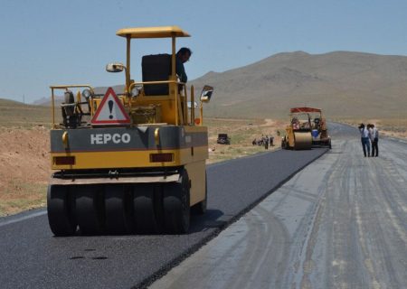 عملیات اجرایی ارتقای ایمنی محورهای مواصلاتی رودان در حال اجراست