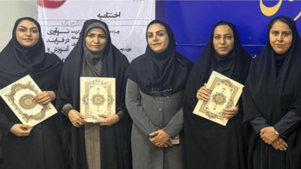 ۴ عنوان برتر کشوری جشنواره نوآوری آموزشی به دبیران رودانی رسید